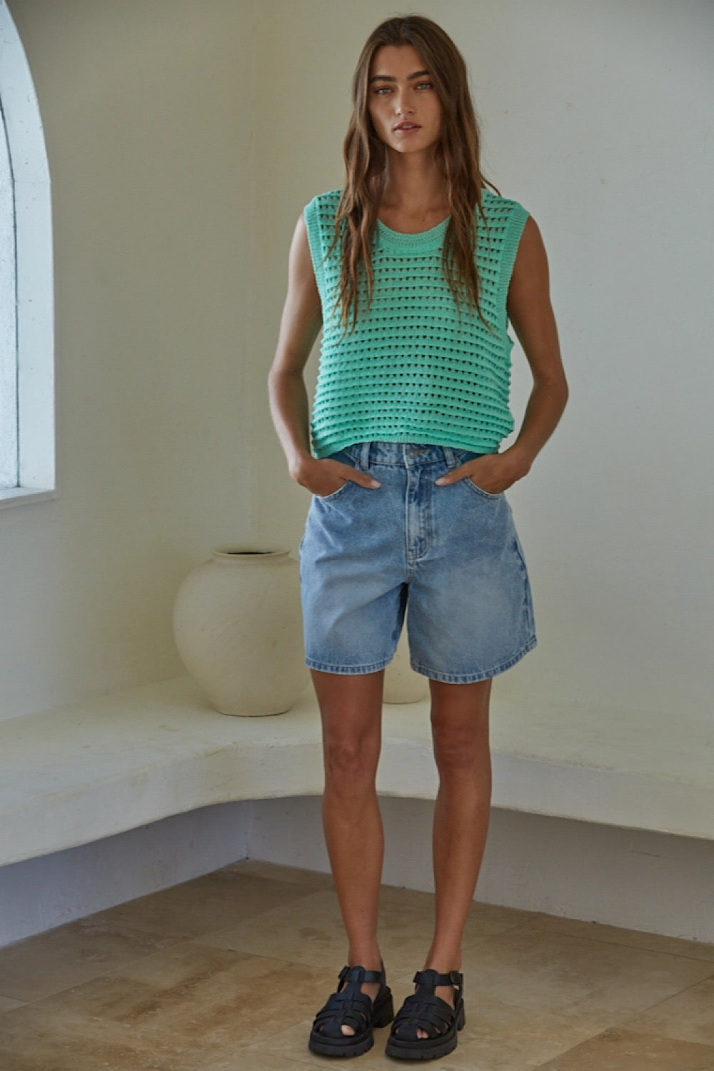 CROCHET SLEEVELESS SWEATER TOP IN MINT