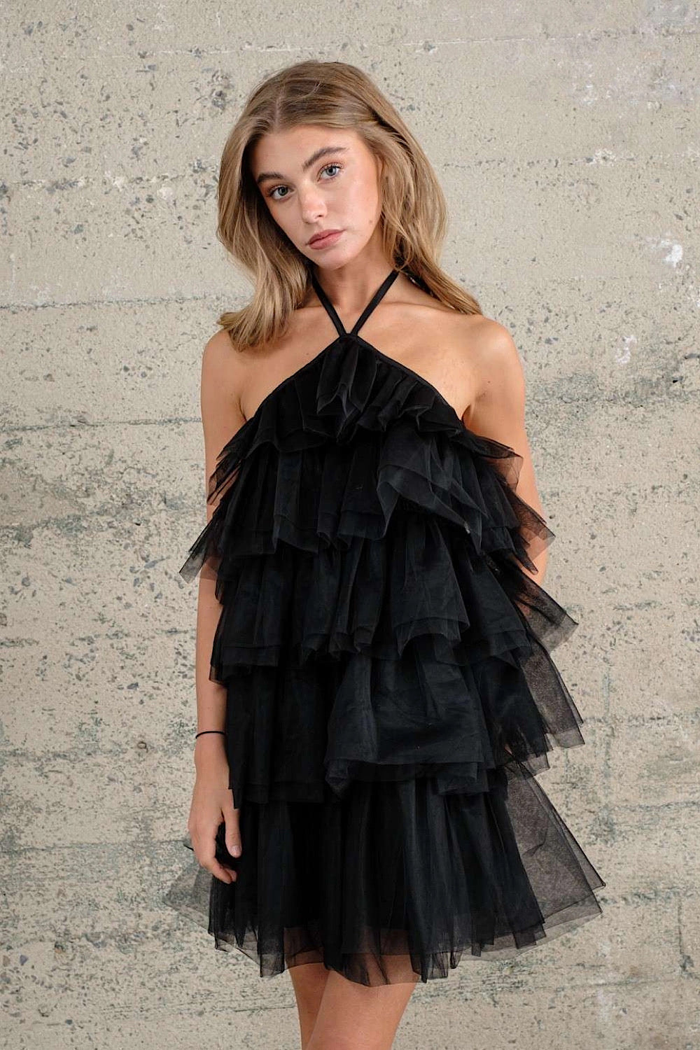 TULLE HALTER RUFFLE DRESS